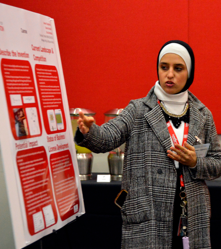 UH Innovation Student presenting ideas for innovation in Houston