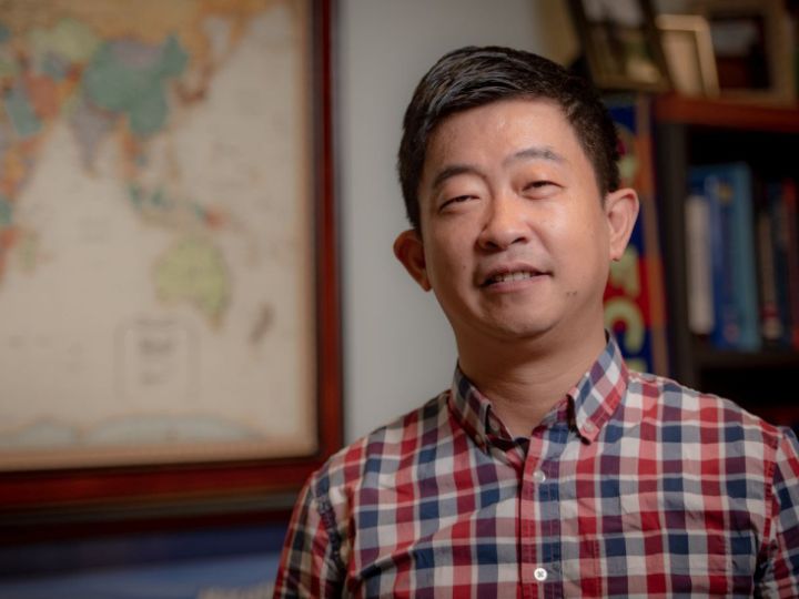 Moores Professor of Electrical and Computer Engineering Zhu Han at the University of Houston.