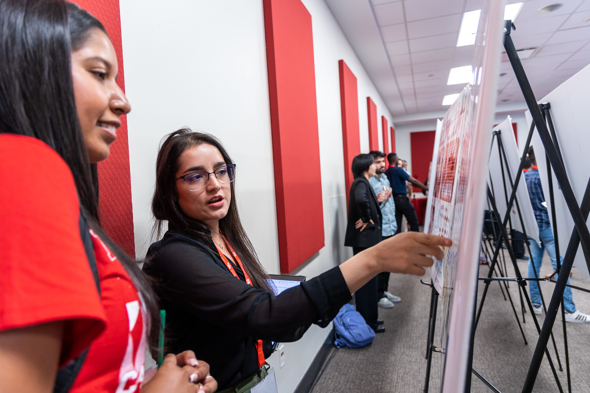 UH students present research posters at Energy Research Day